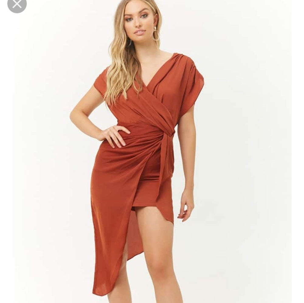 NWT Forever 21 Twist Front Surplice Dress